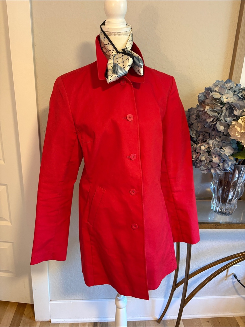 Mods Women's Red Single-Breasted Trench Coat